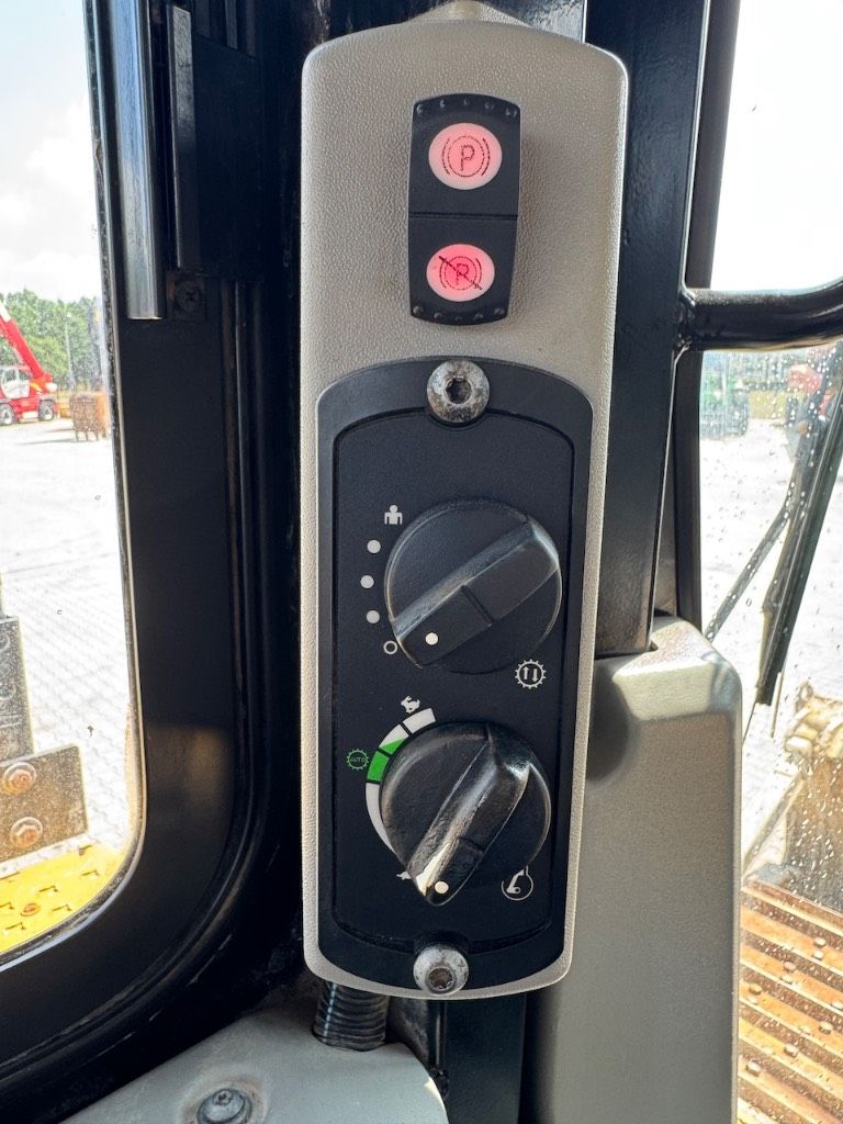 CAT D6T LGP