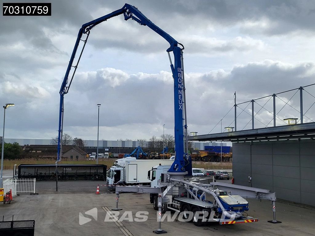 Mercedes Arocs Arocs 4151 8X4 NEW! 43mtrs Bonneux 5Z43 concrete pump Steel suspension Big-Axle Euro 6
