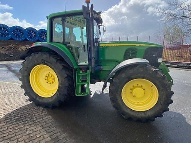 John Deere 6920S