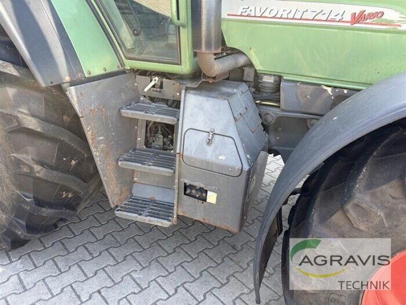 Fendt FAVORIT 714 VARIO