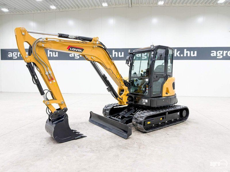 Lovol FR55F-u UN 5,800 kg rubber-tracked mini , air condi