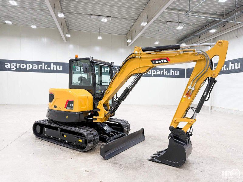 Lovol FR55F-u UN 5,800 kg rubber-tracked mini , air condi