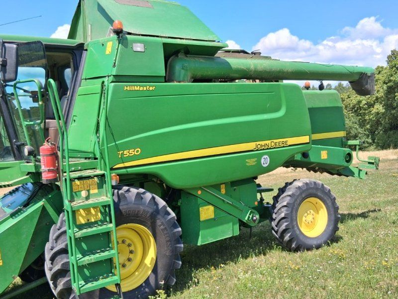 John Deere T550 HILLMASTER