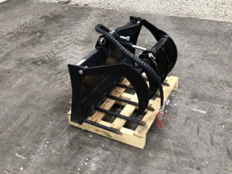 Giant DUNG- UND SILAGEZANGE 900 MM