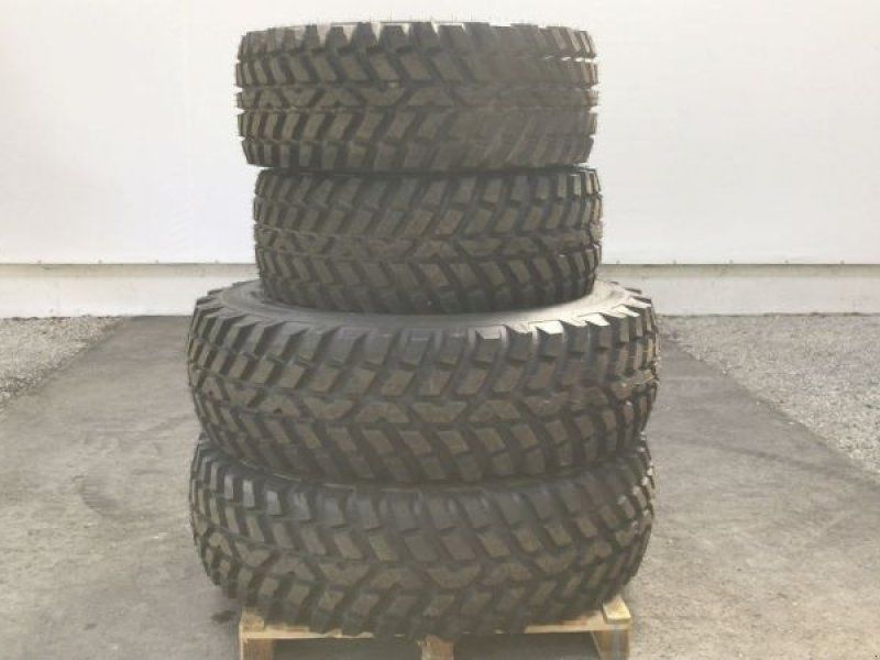 480/80R34 + 460/65 R24 Nokian