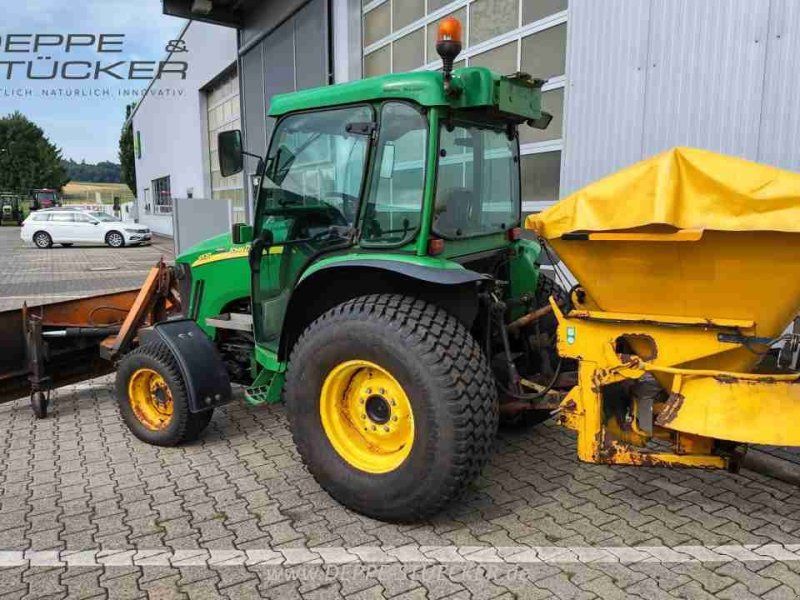 John Deere 4520