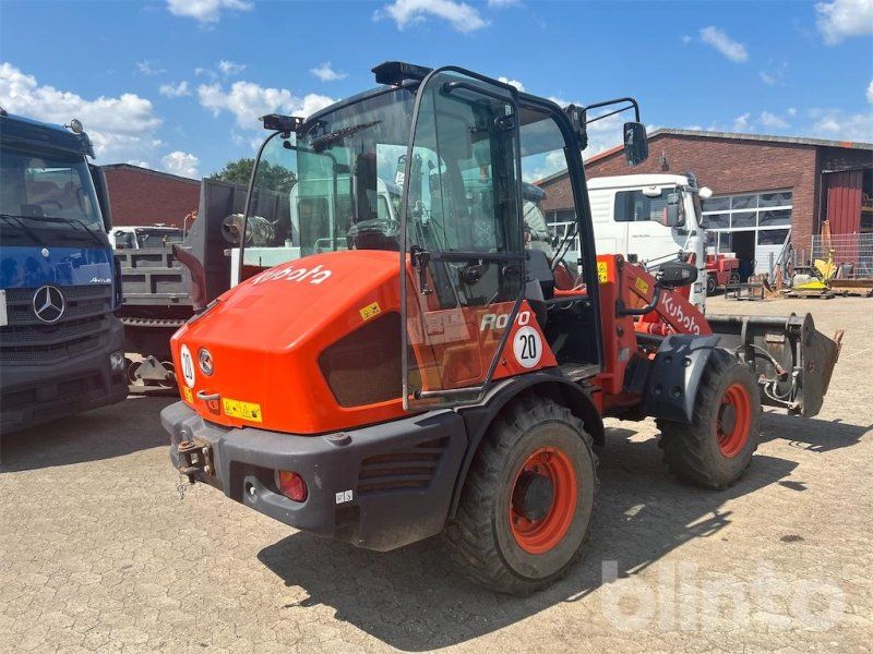 Kubota R070