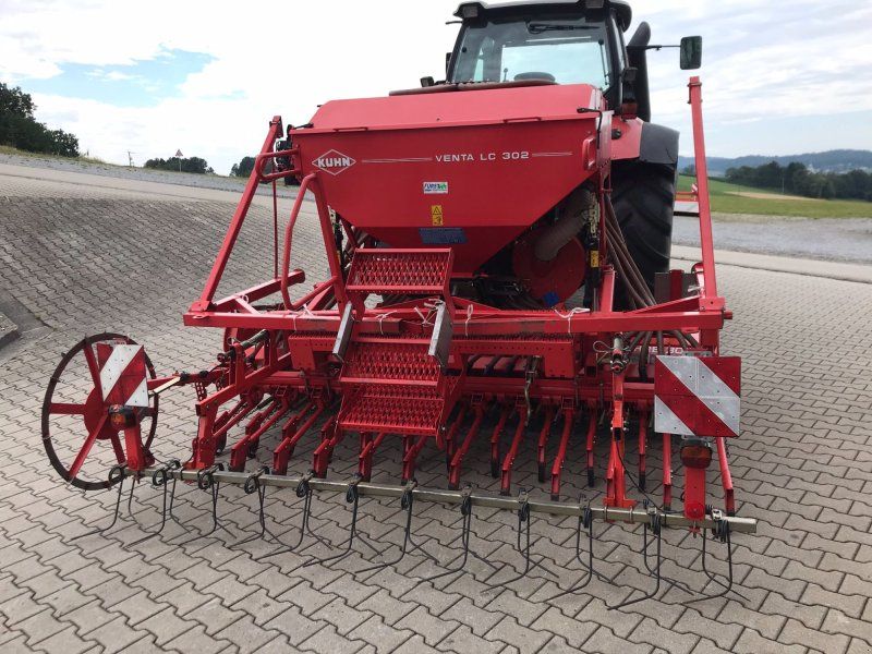 Kuhn Combiliner Venta LC302 mit HRB 303D