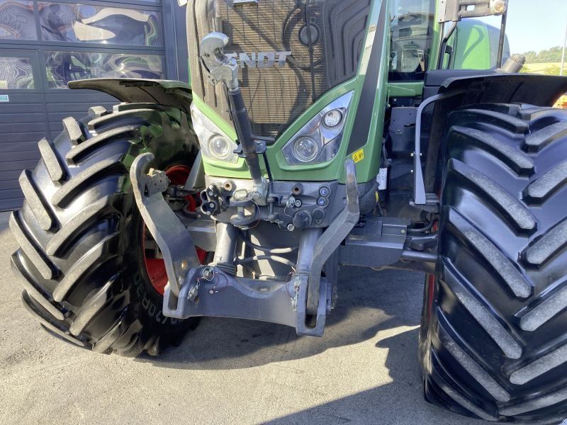 Fendt 828 VARIO S4 PROFI PLUS