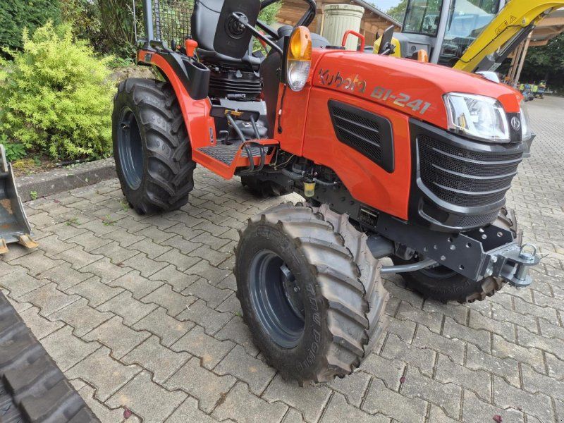 Kubota B1-241 D