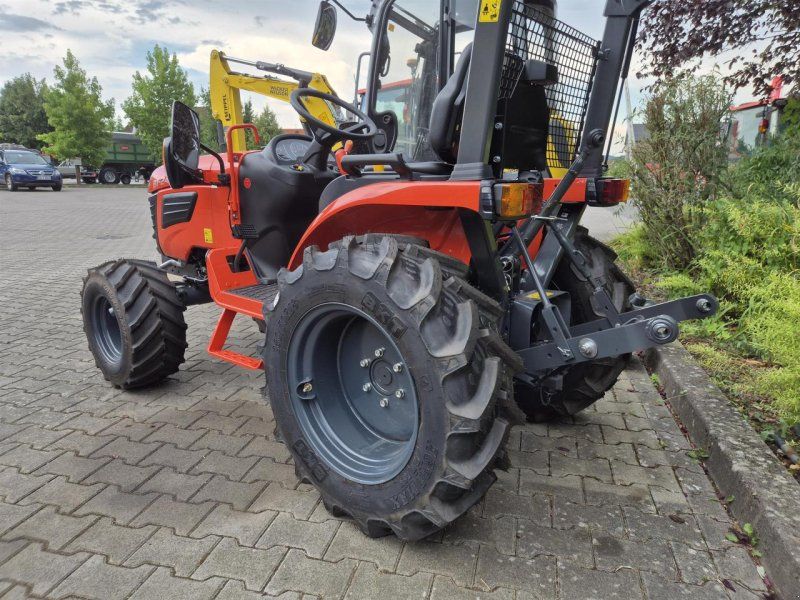 Kubota B1-241 D