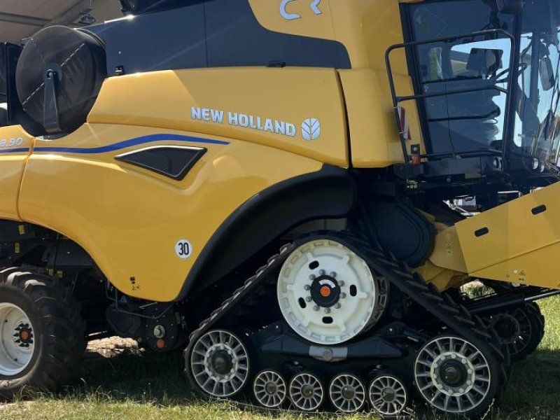 New Holland CR8.90 TRACKS 14.5