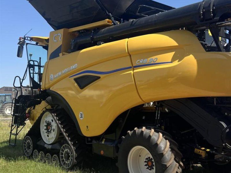 New Holland CR8.90 TRACKS 14.5