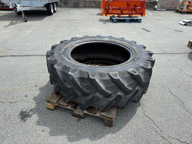 Pirelli 420/70R30