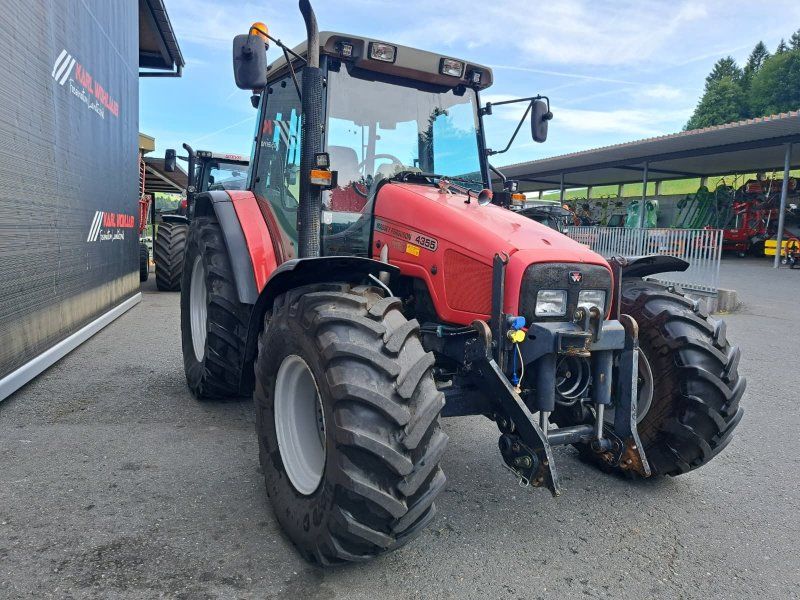 Massey Ferguson 4355