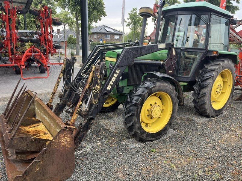 John Deere 2250 A