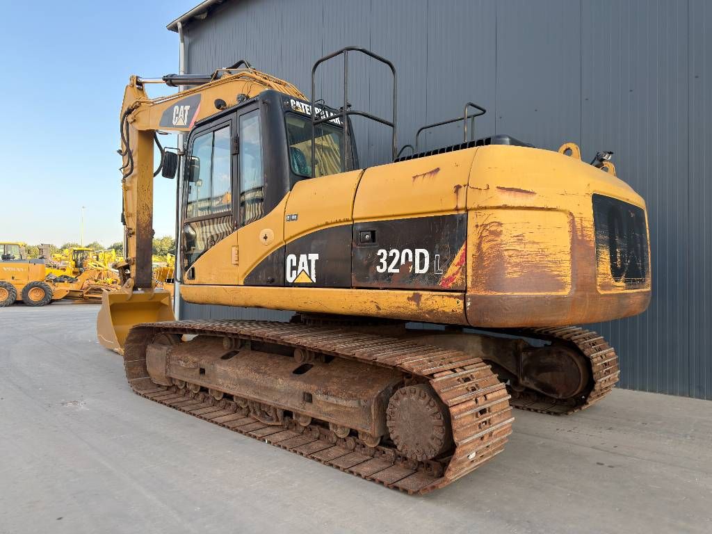 CAT 320D L