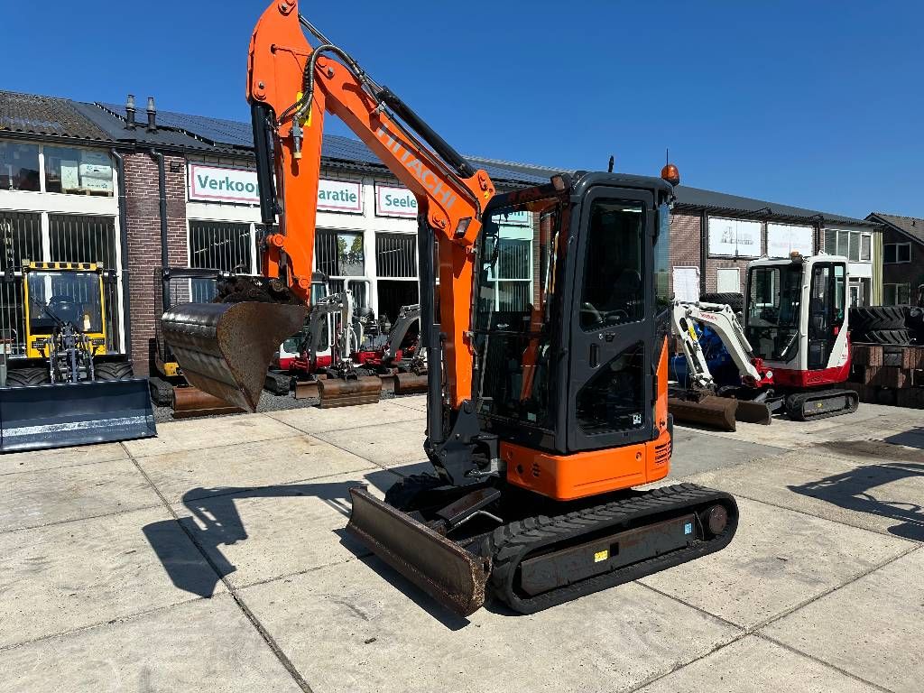 Hitachi ZX 26 U-5 A CR