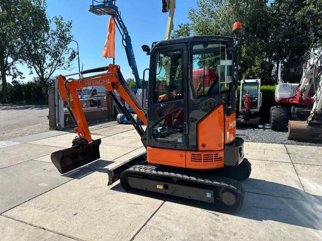 Hitachi ZX 26 U-5 A CR