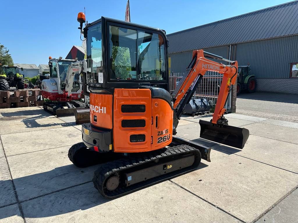 Hitachi ZX 26 U-5 A CR