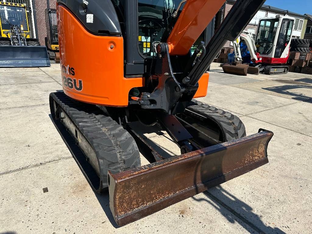 Hitachi ZX 26 U-5 A CR