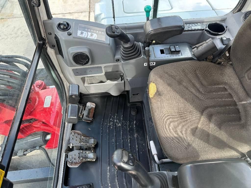 Takeuchi TB 250