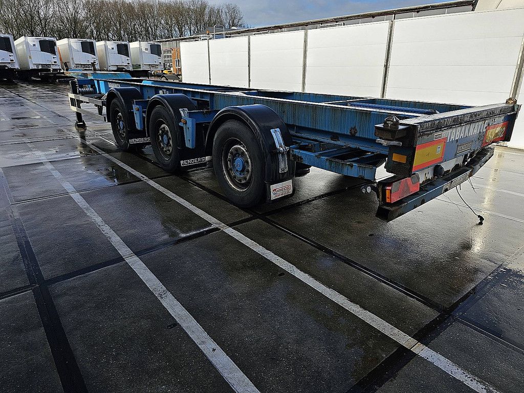 RENDERS CHASSIS