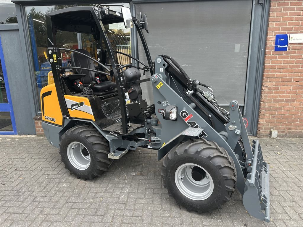 Giant G2500 HD