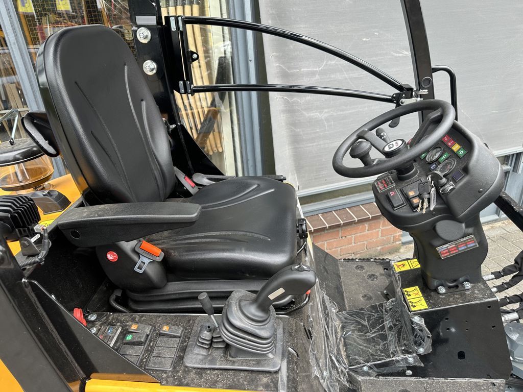 Giant G2500 HD