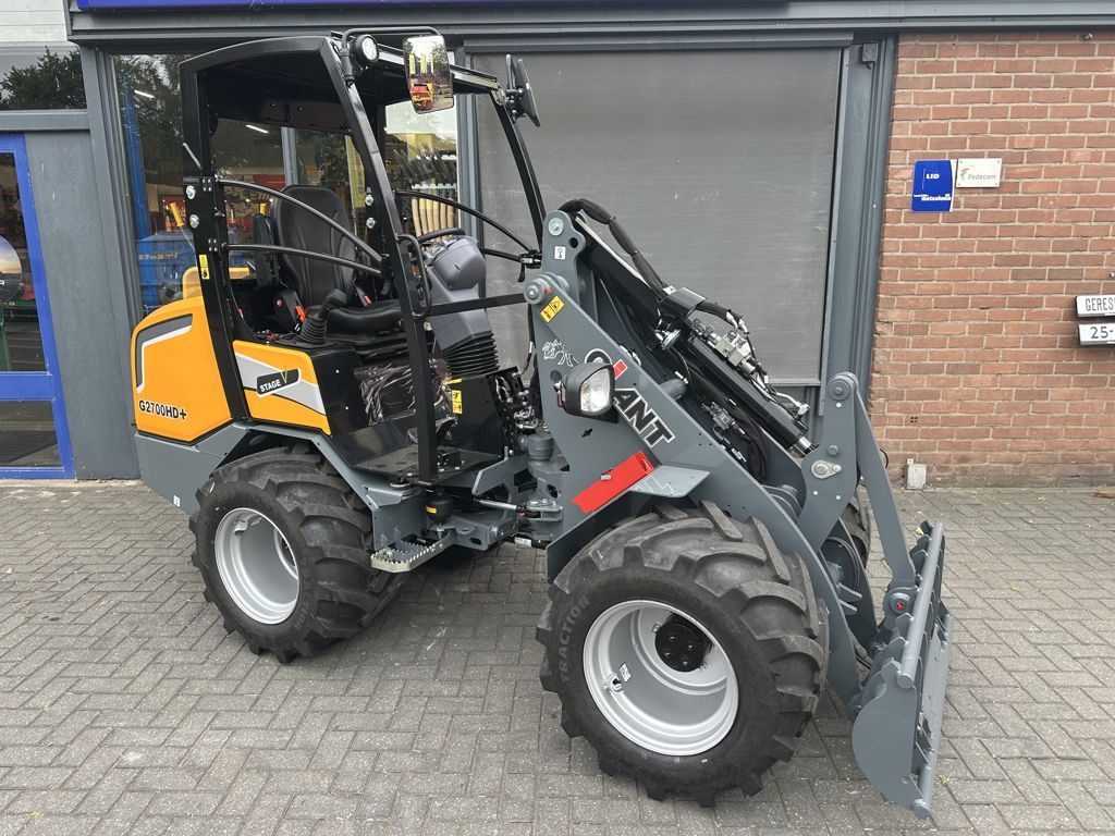 Giant G2700 HD