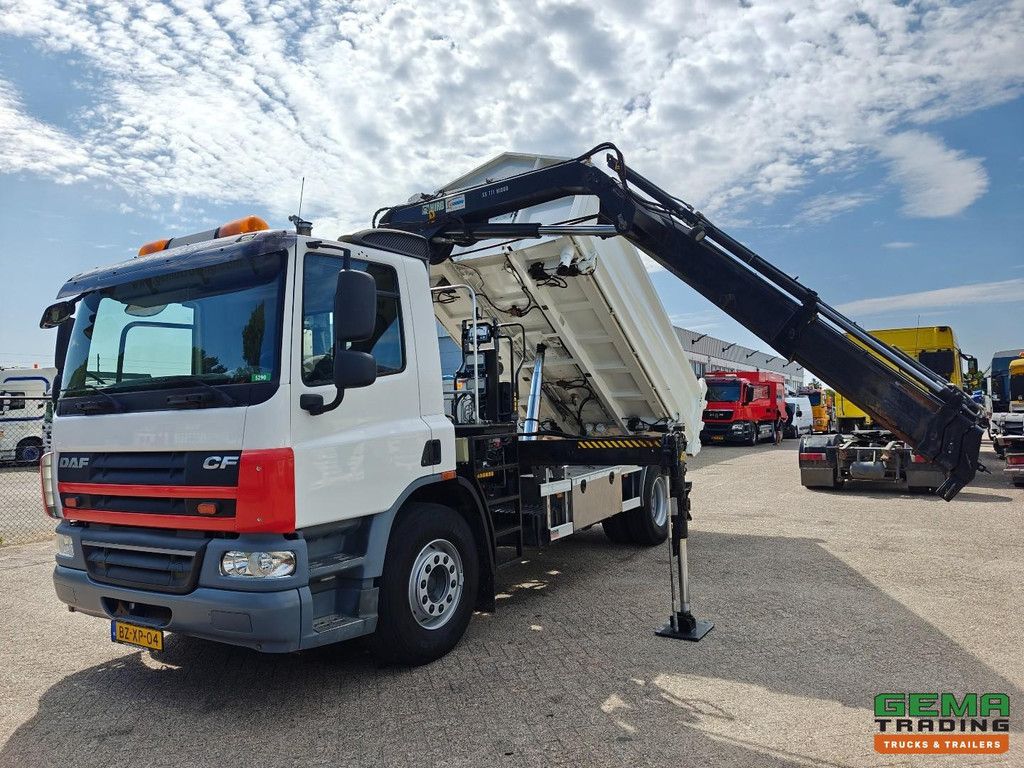 DAF FA CF75.250 4x2 Tageskabine Euro 5 - 3-seitiger VossenBelt-Kipper + Recyclingventile + Hiab 111BS-3 Funkfernbedienung - 203.000 km - Generalüberholter TOP-Zustand