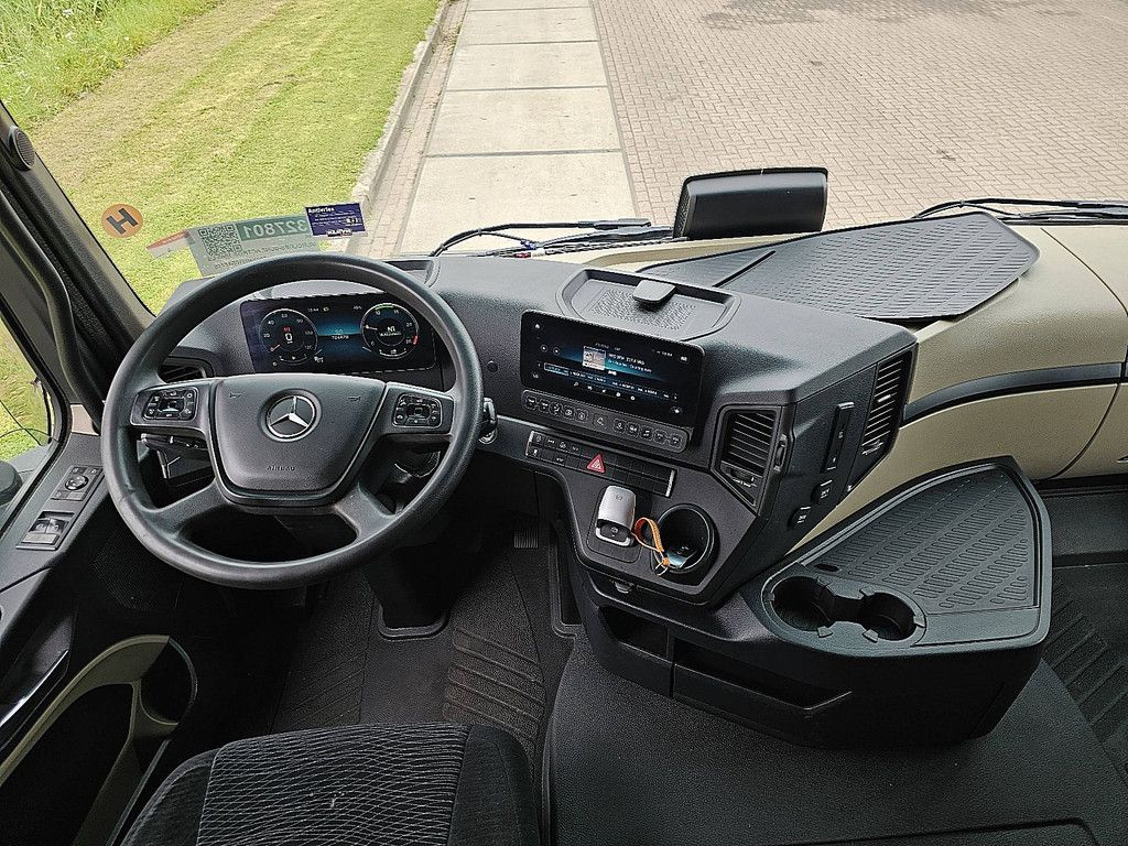 MERCEDES-BENZ ACTROS 1845 LS str.sp. 2x tank