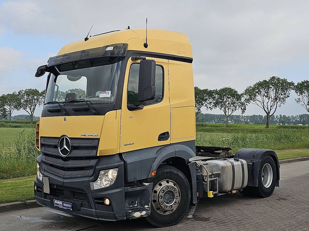 MERCEDES-BENZ ACTROS 1843