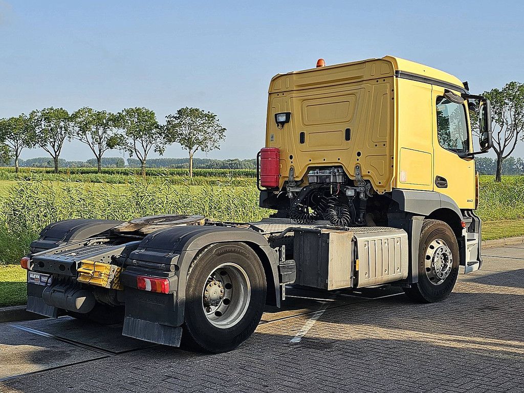 MERCEDES-BENZ ACTROS 1843