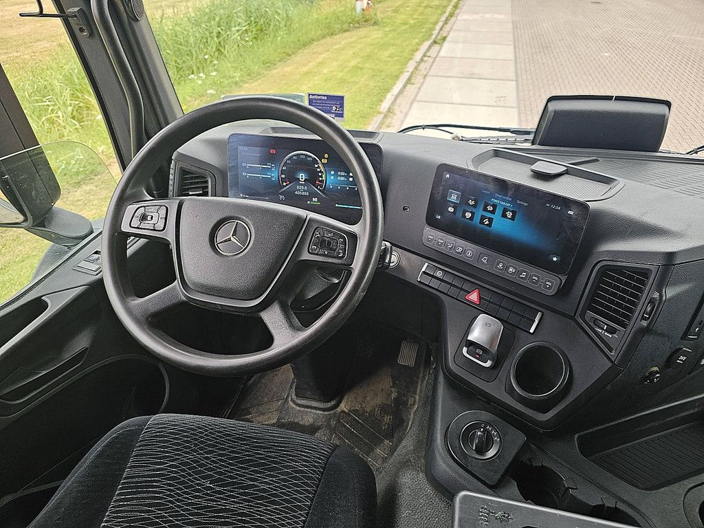 MERCEDES-BENZ AROCS 2043 AS steel suspension