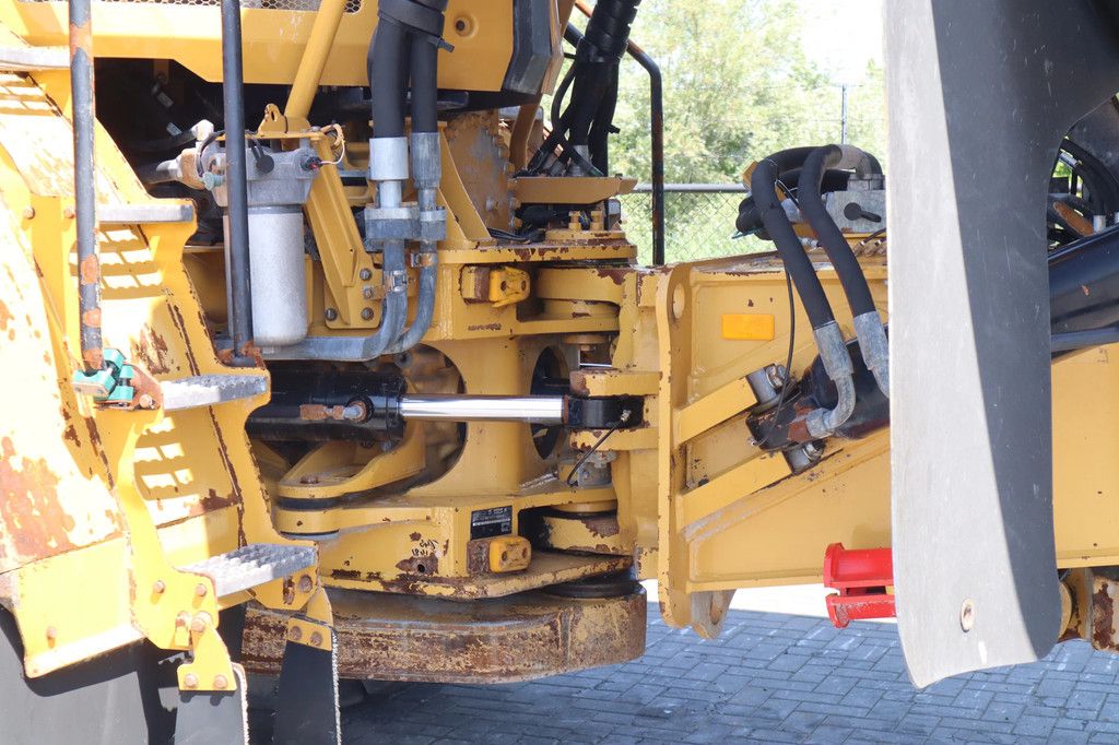 Caterpillar 745 04A | CE | TAILGATE (3 UNITS)