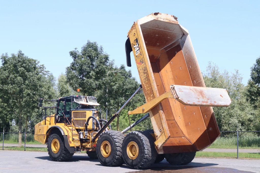 Caterpillar 745 04A | CE | TAILGATE (3 UNITS)