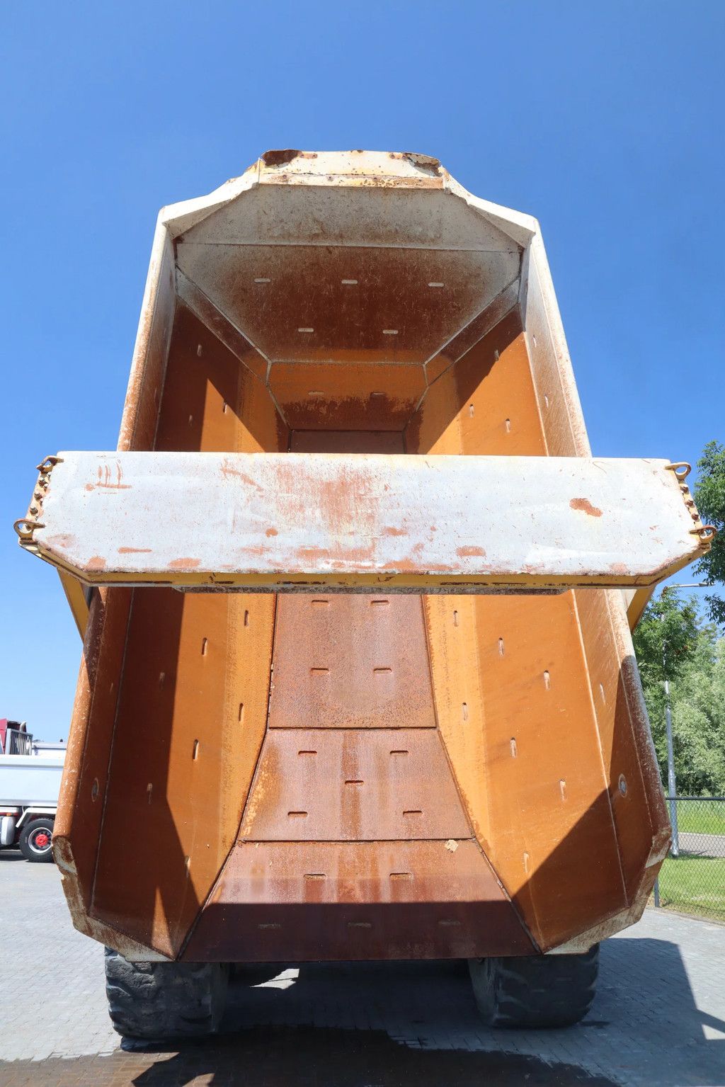 Caterpillar 745 04A | CE | TAILGATE (3 UNITS)
