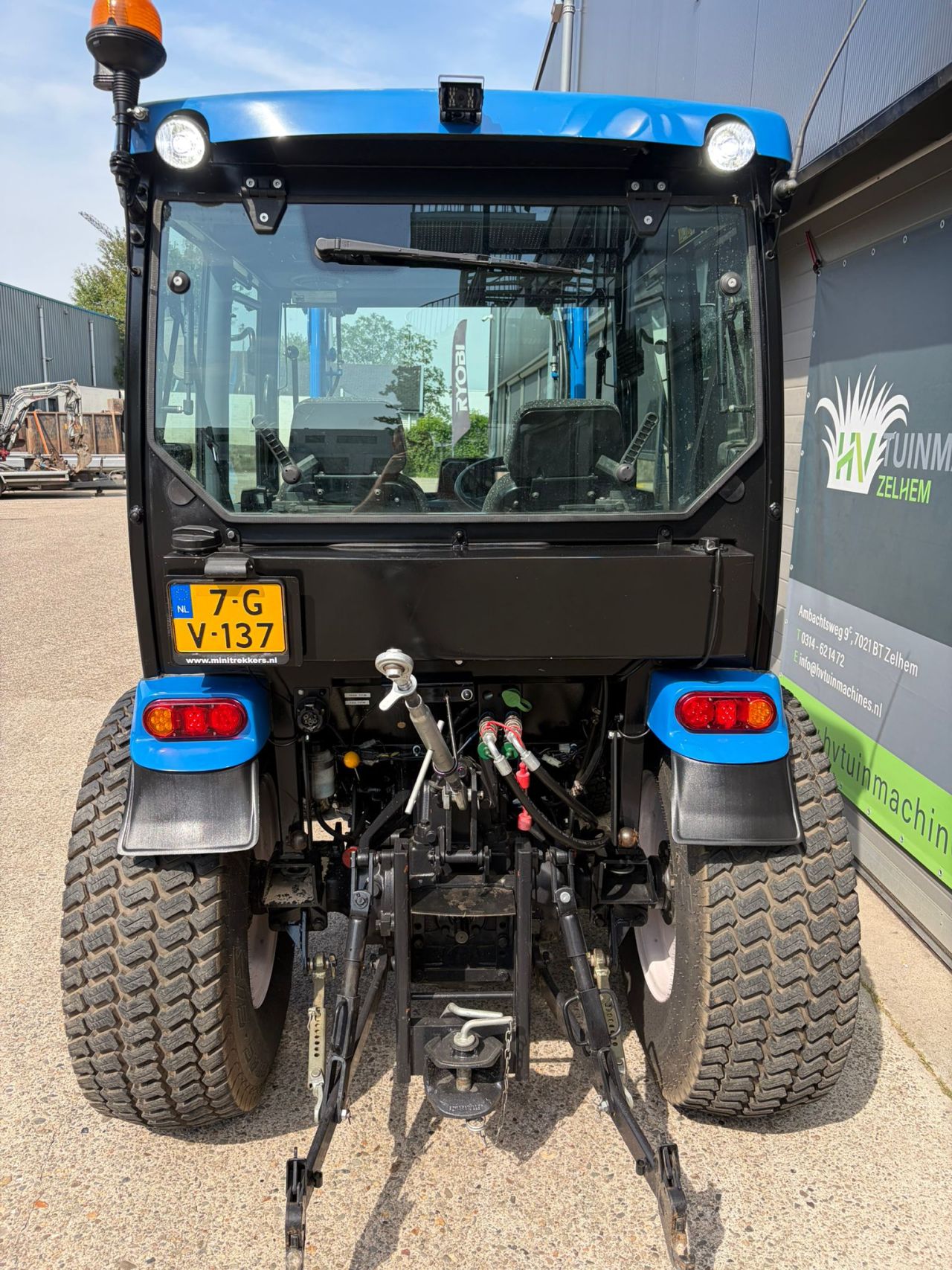 New Holland Boomer 50