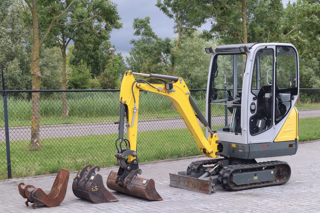 WACKER NEUSON ET16 | DUTCH LOW HOURS | 3 BUCKETS | HYDR. QC