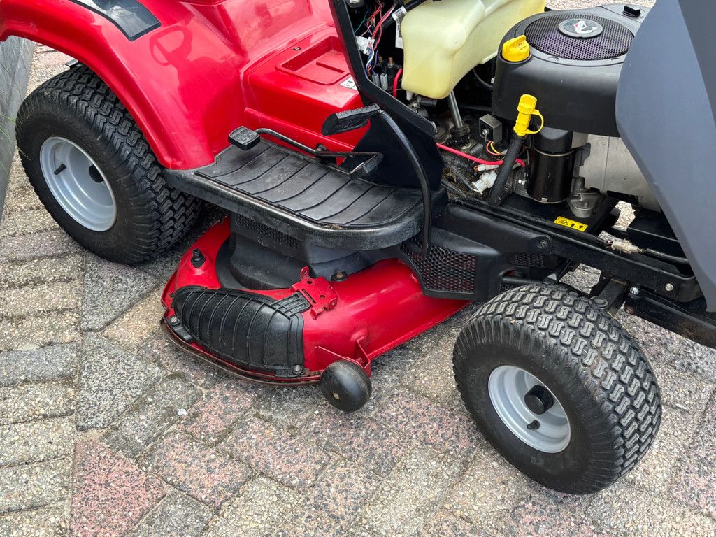 Castelgarden gebruikte zitmaaier hydrostaat briggs and stratton 108cm