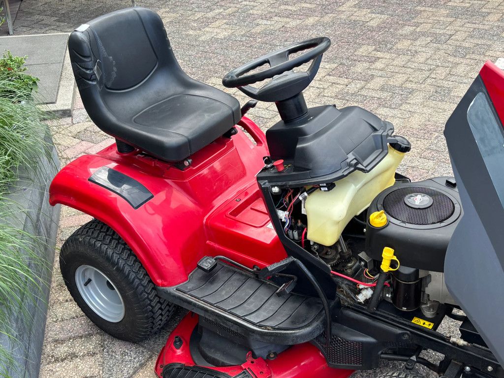 Castelgarden gebruikte zitmaaier hydrostaat briggs and stratton 108cm