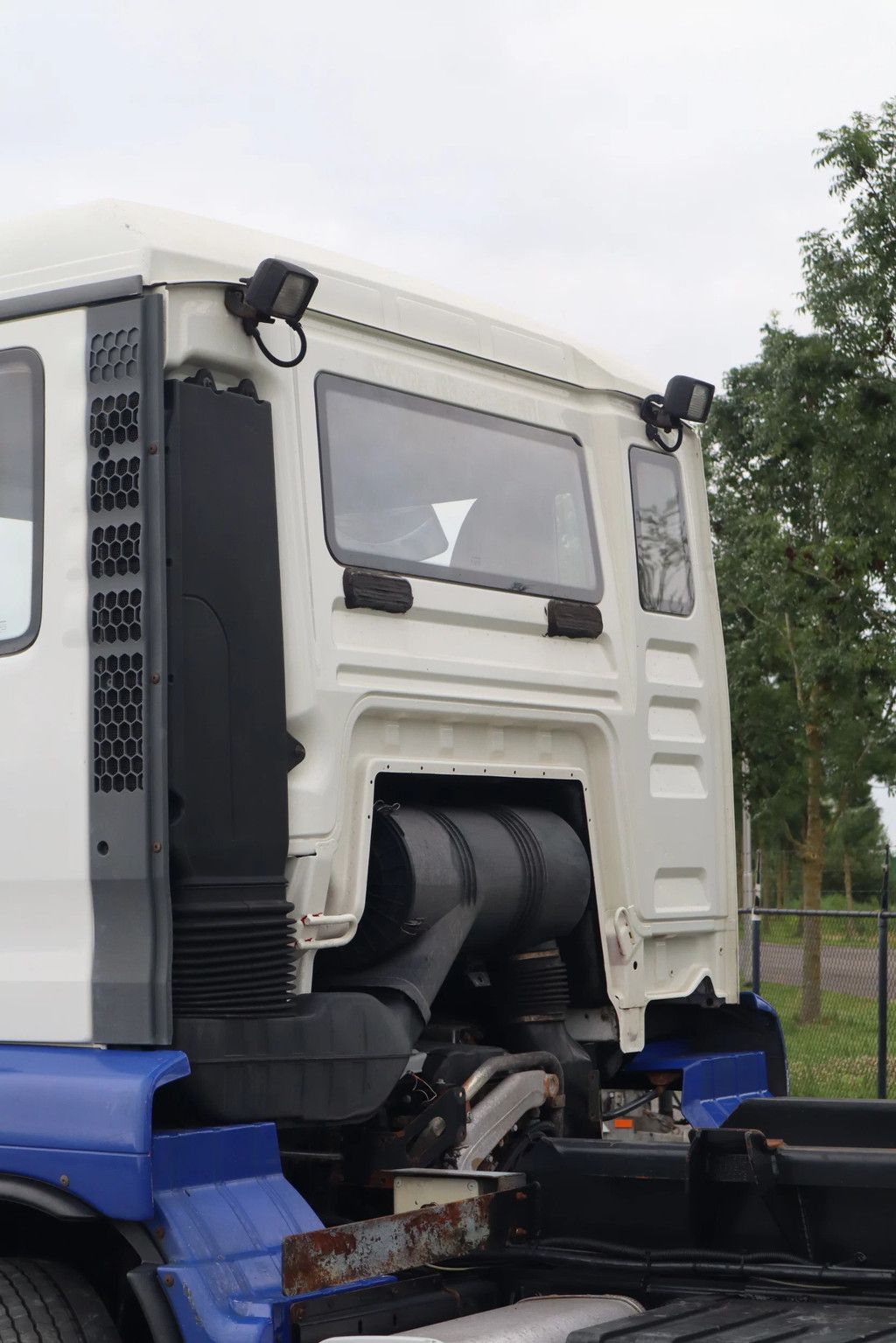 MAN TGA 26.350 6X4 EURO 3 FULL STEEL BIG AXLES VDL HOOK