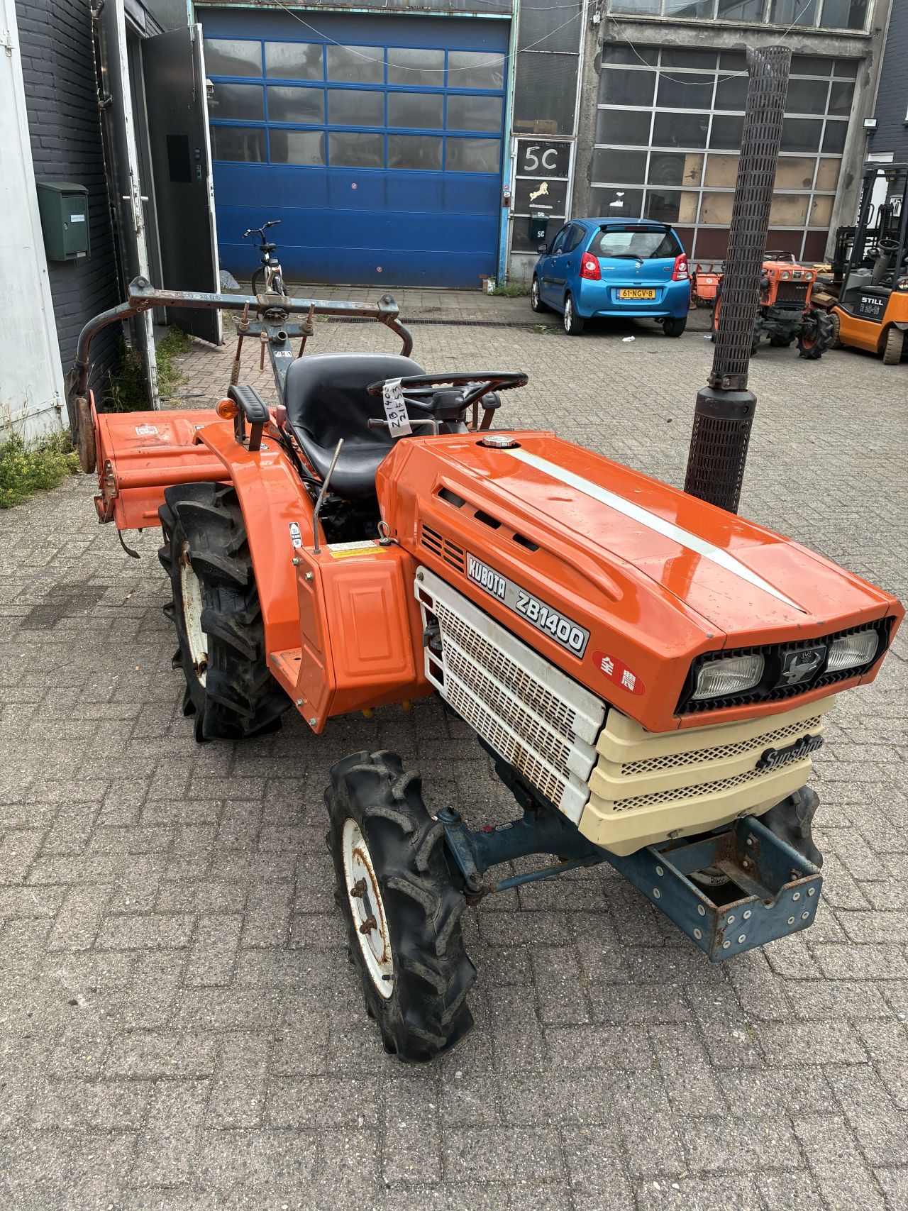 Kubota b1400 4x4 met Grondfrees