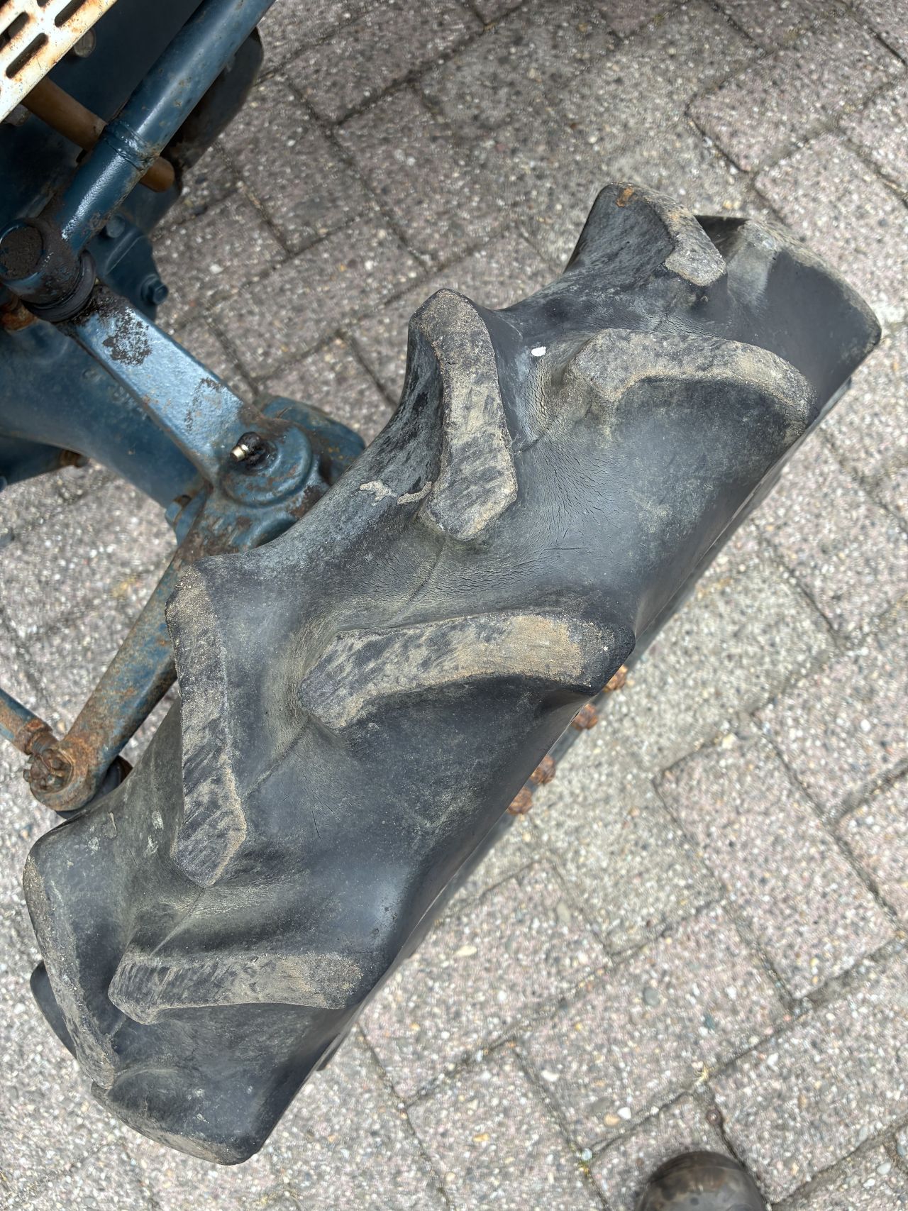 Kubota b1400 4x4 met Grondfrees