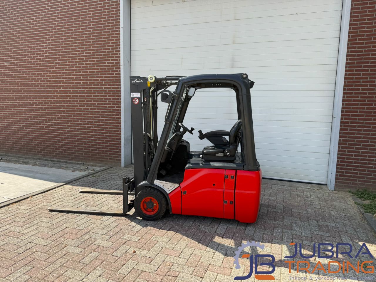 Linde E16C-01 Elektrostapler | 2009 | 3435Std. | 1,6T | 2,9M