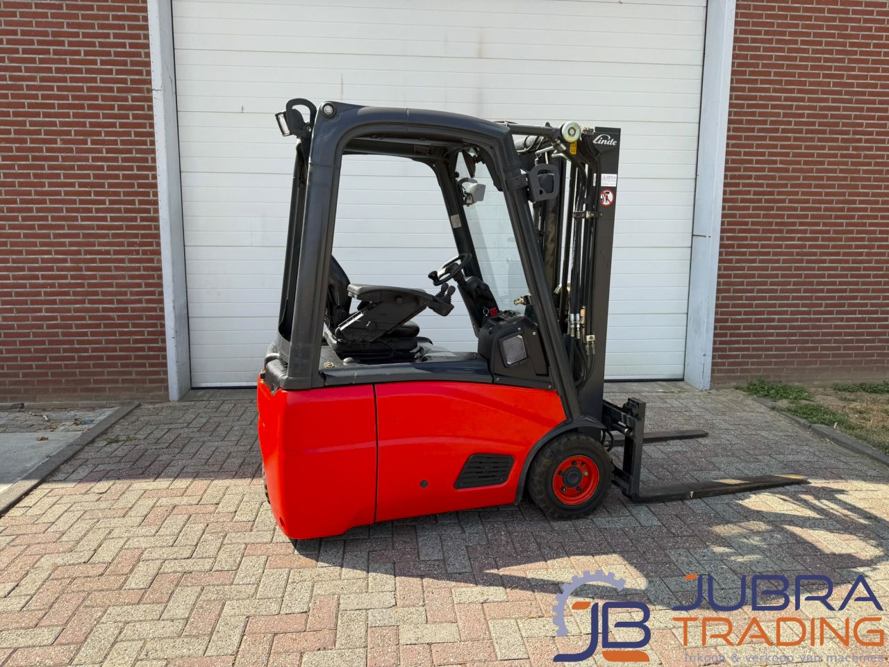 Linde E16C-01 Elektrostapler | 2009 | 3435Std. | 1,6T | 2,9M