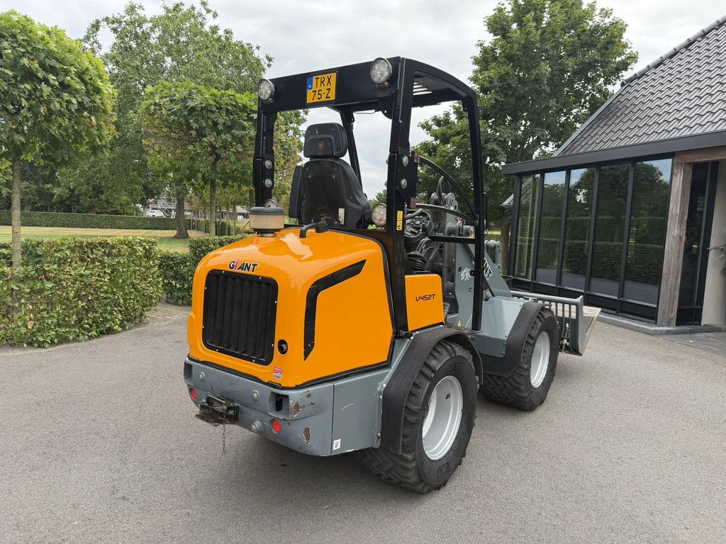Giant V452T V452T