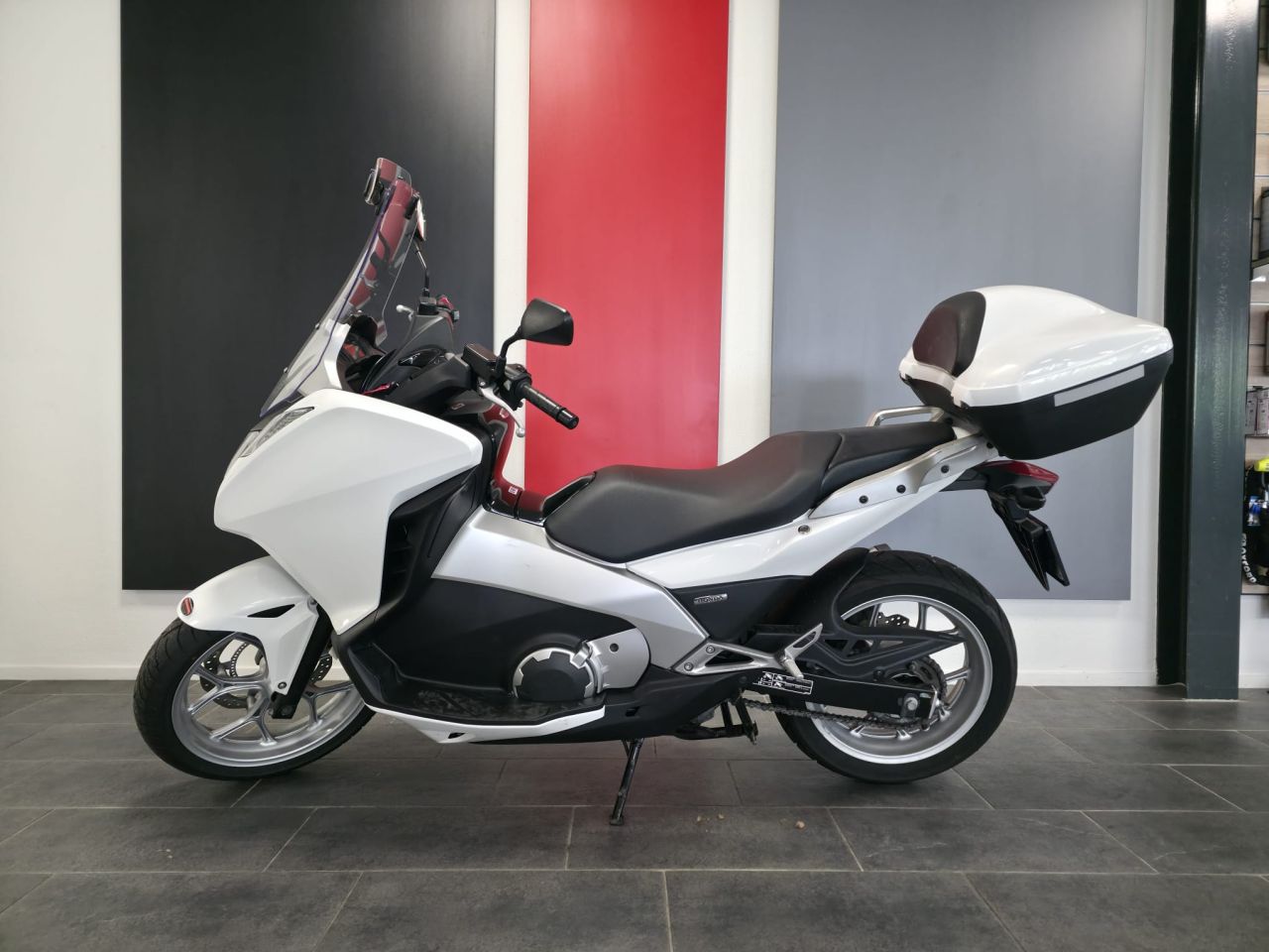 Honda Integra NC700D Motorscooter (2012)