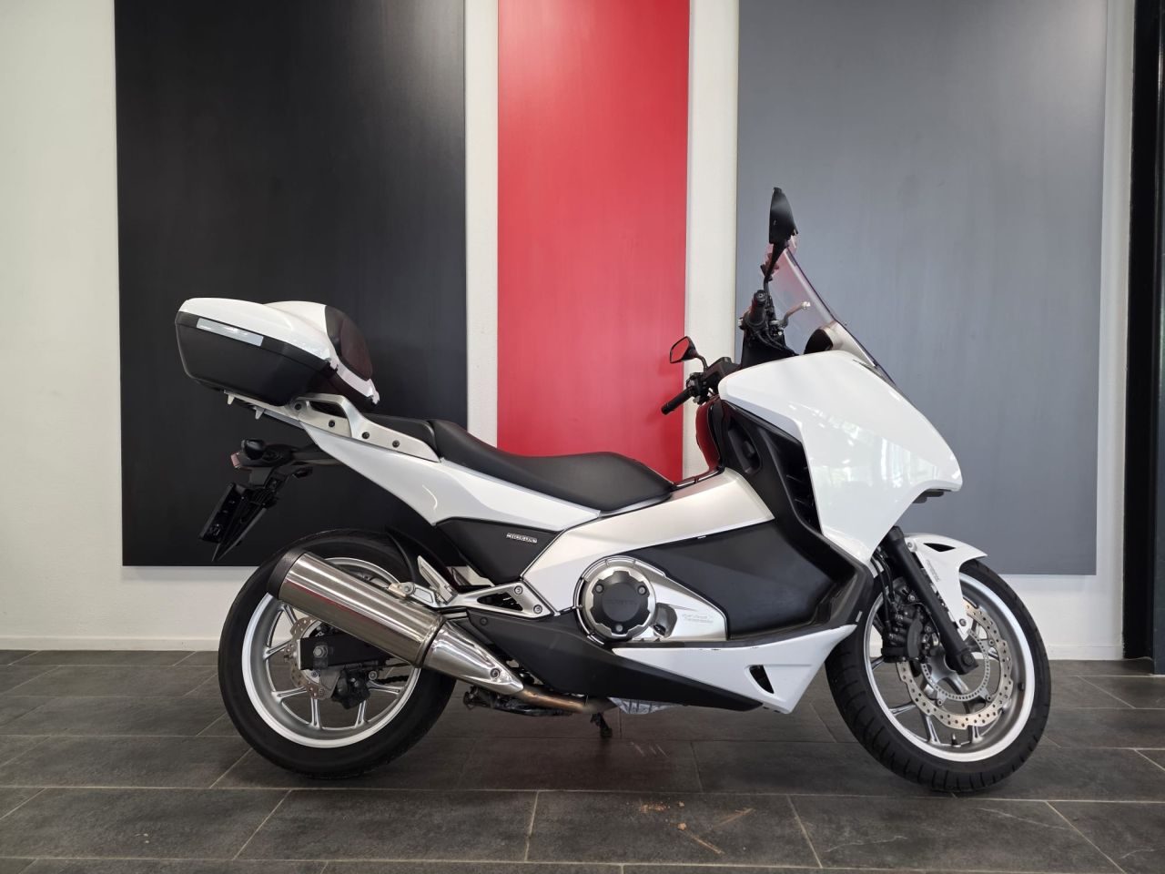Honda Integra NC700D Motorscooter (2012)